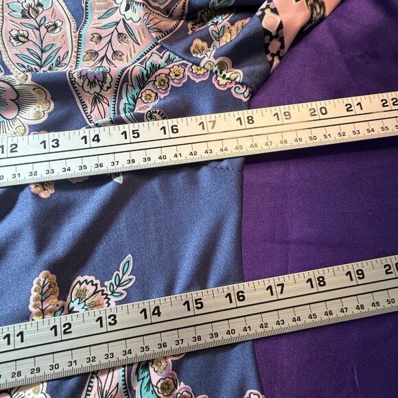 New πShelby & Palmer Beautiful Floral Shift Dress w/ Eye-catching Bell Sleeves - Picture 8 of 14